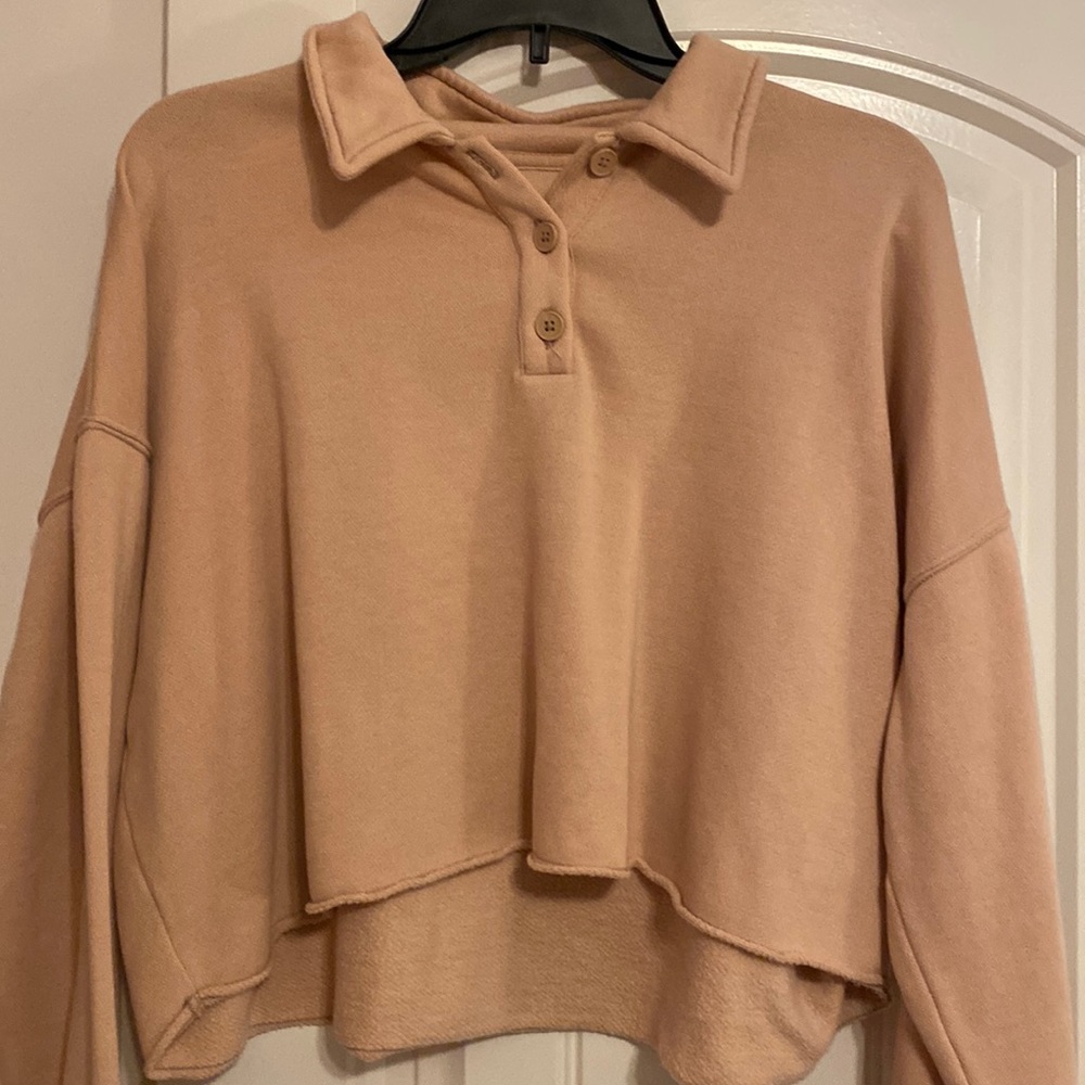 Crop-topped Sweatshirt